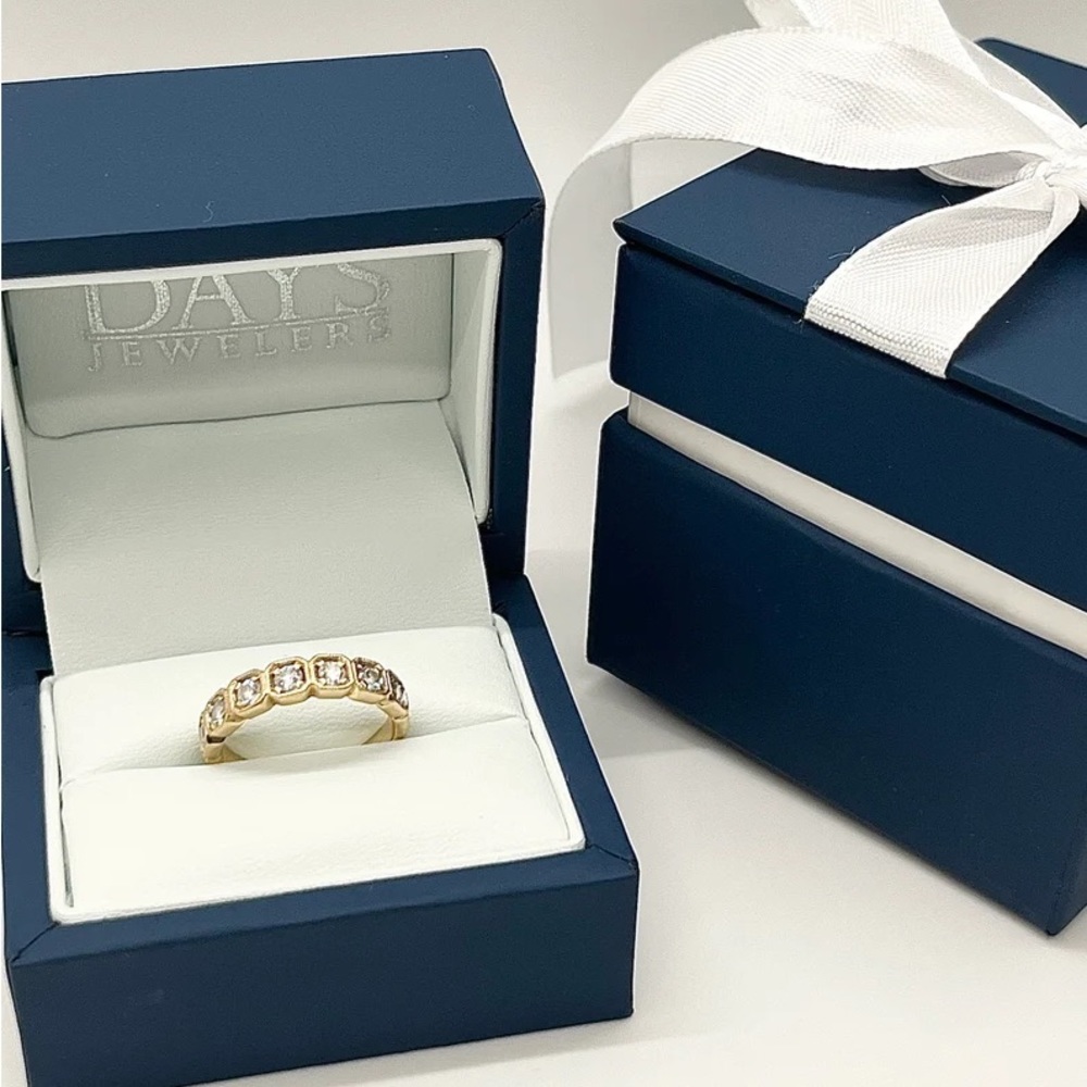 Diamond Wedding Band in 14KT Yellow Gold (1/2ct tw)